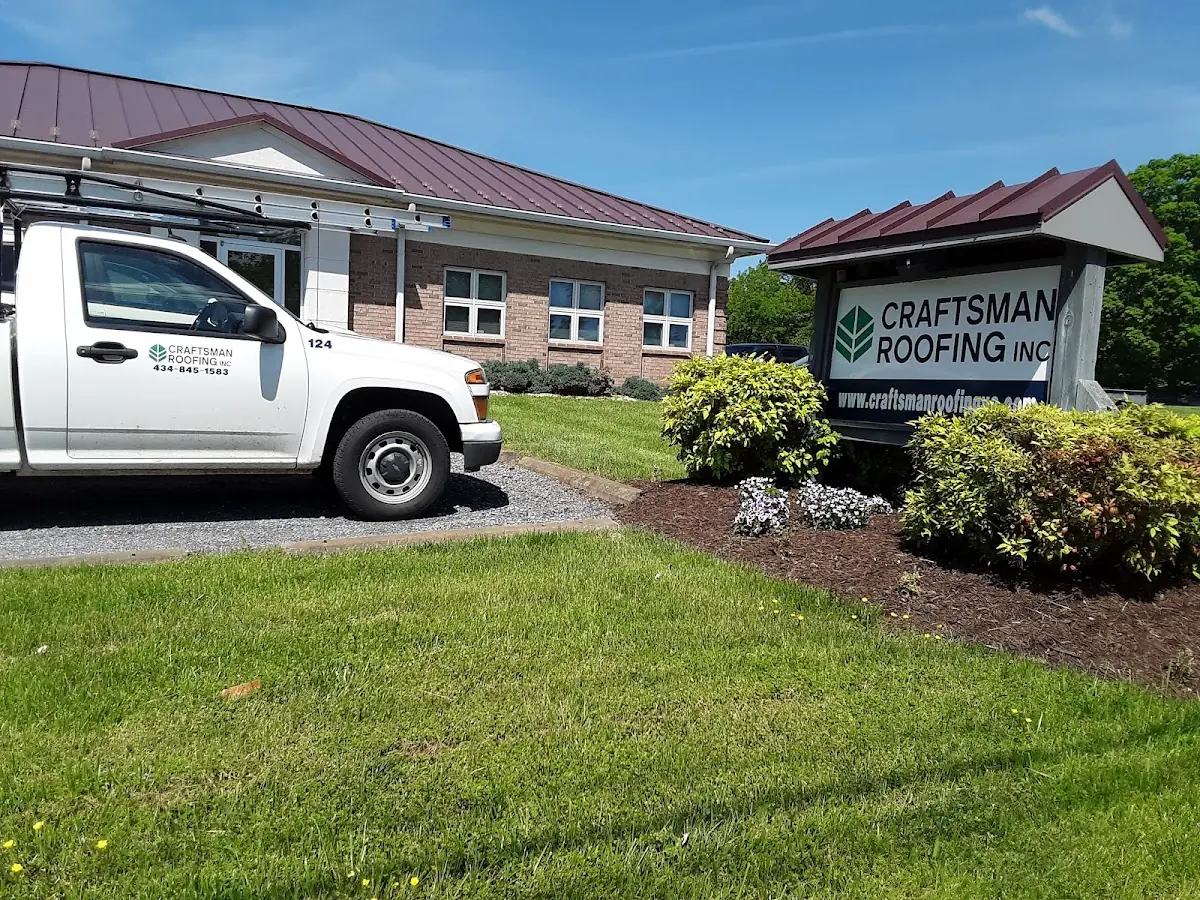 Quality Roof Replacement by experienced craftsmen in East Farmington Heights